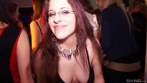 Sexy Club Slutties N A Huge Dick Ride And Naughty Blowjob Action