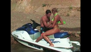 Fantastic Teena Fine Gets Fucked On The Beach In A Reality Story