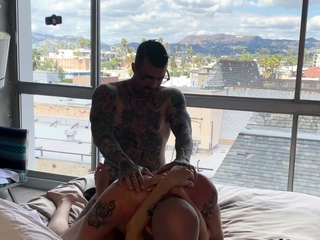 Hot And Chunky Sydney Screams Goes Solo