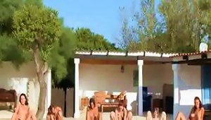 Six Naked Girls By The Pool From Italia