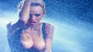 Solo Scene With An Awesome Pamela Anderson