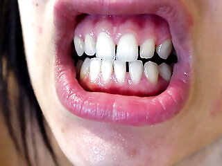 I Brush My Teeth And A Lot Of White Cream Gets In My Mouth