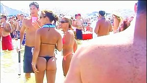 Enchanting Cowgirls In Bikini Displaying Their Hot Ass