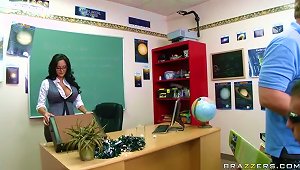 Dude Teaches Naughty Teacher A Lesson