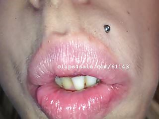 Mouth Fetish - Vyxen Mouth Video 3