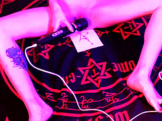 Satanic Way To Cum