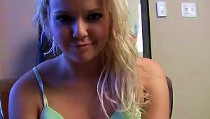 Naughty Chat With The Sexy Blonde Emma Heart