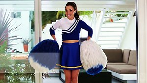 Stunning Gigi Marie Poses In Sexy Cheerleader Uniform