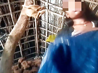 Indian Masturbate In Oman By Finger The Pussy