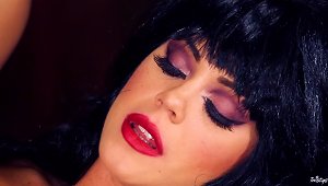 Glamorous  Milf Alison Gets Hammered Doggystyle And Cums