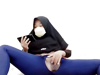 Indonesian Hijab Aunt Wearing Cucumber