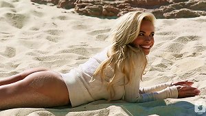 Stunning Dani Mathers Shows Her Big Boobs On A Beach