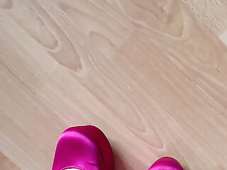 The Sounds Of Walking In High Heels