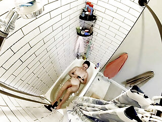 Shower After Fitness Full Solo Girl